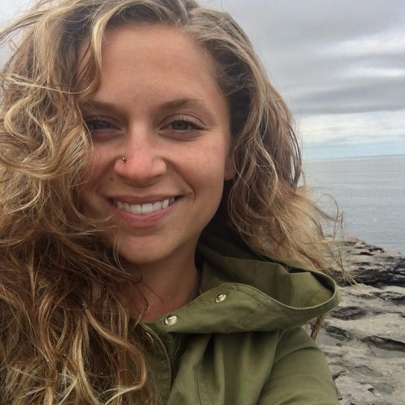 Meet your Posher, Shanleigh - Picture 1 of 1